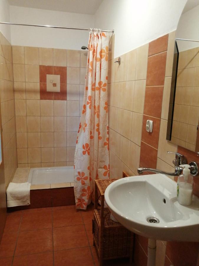 Guest House Kovalik Sucha Hora Exterior photo